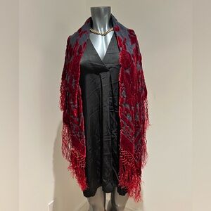 Boho VINTAGE XXist Oversized Square Fringe Shawl